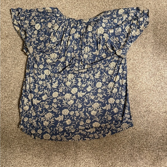 Chaps boho laces vneck - Picture 2 of 6